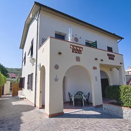 Aethalia - A 300mt Dal Mare Apartment